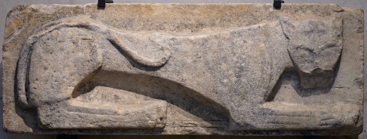 1280px-Relief_panther_Louvre_Ma705.jpg