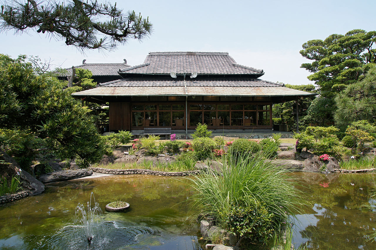 1280px-Rokusanen_Wakayama_Japan18s3.jpg