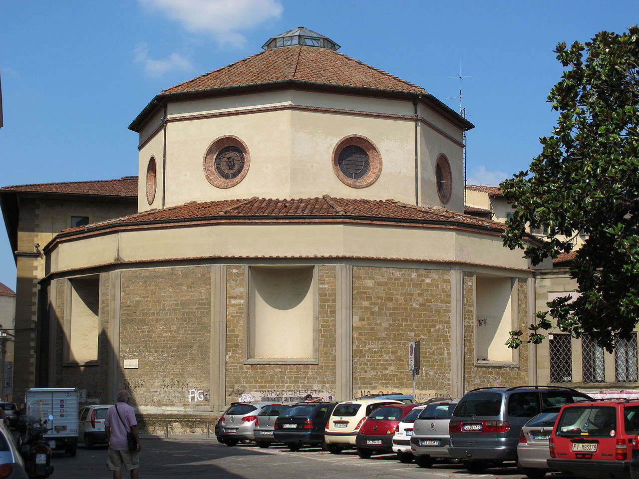 1280px-Rotonda_del_brunelleschi_12.JPG