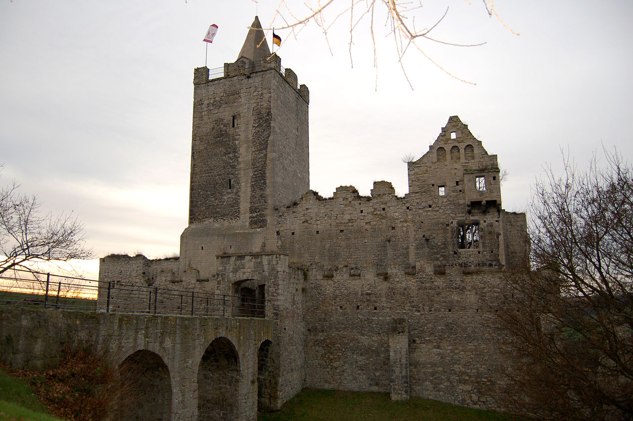1280px-Rudelsburg_2009.JPG