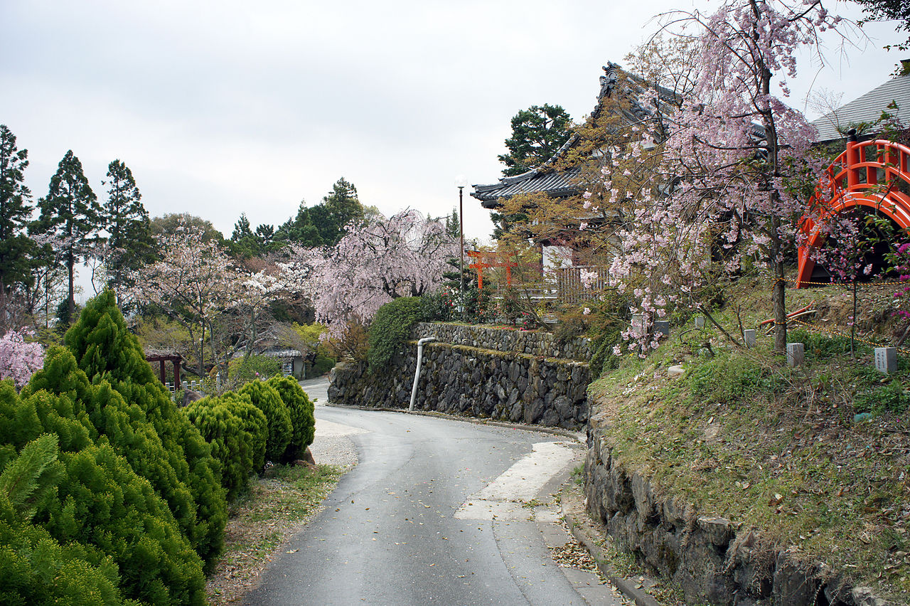 1280px-Shoboji_Nishikyo-ku_Kyoto_Japan03s3s4592.jpg