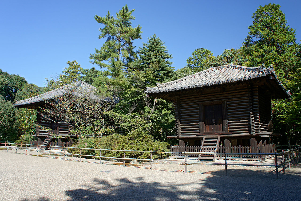 1280px-Toshodaiji_Nara_Nara_pref08n4500.jpg
