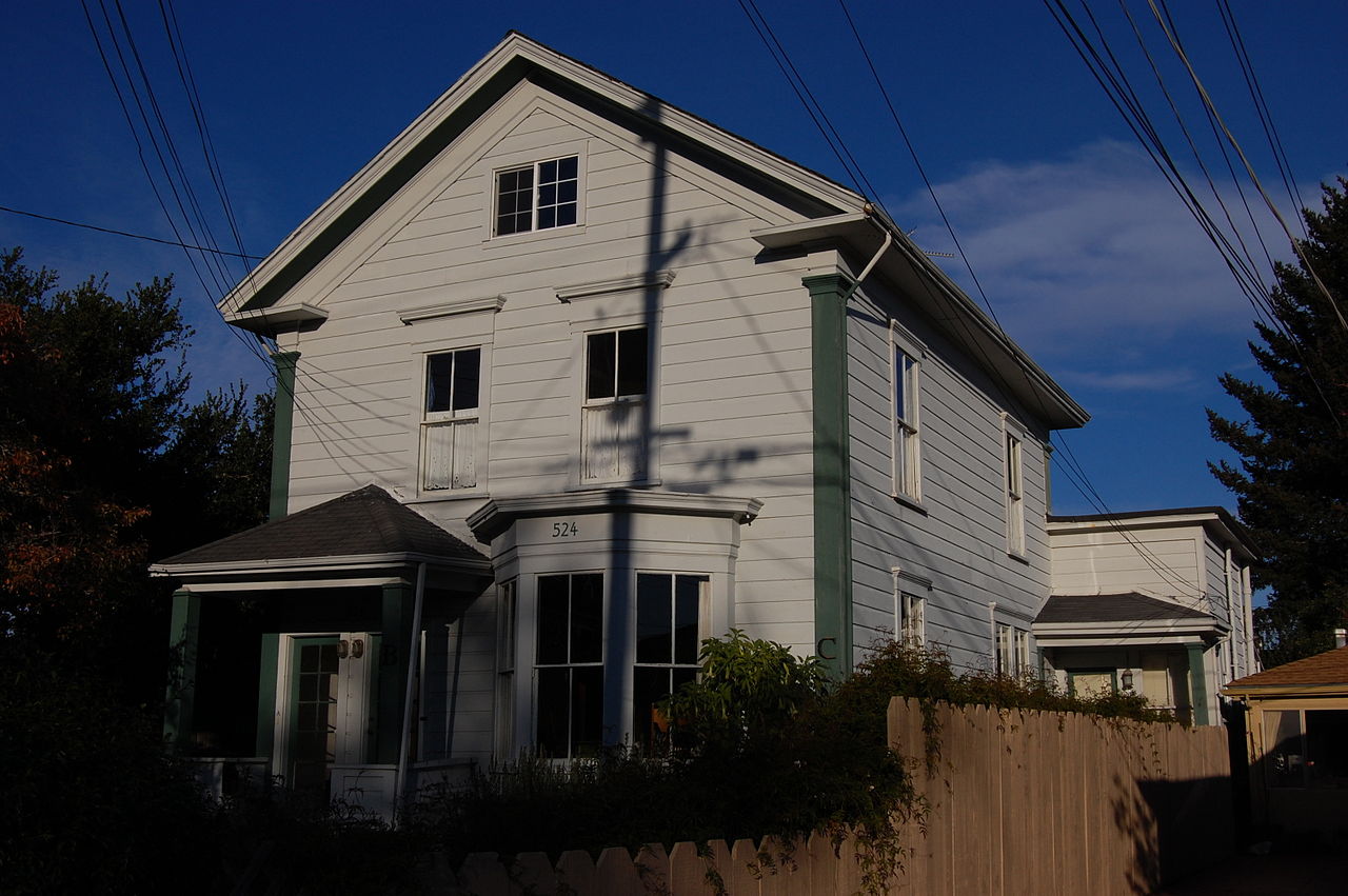 1280px-USA-Santa_Cruz-524_Ocean_View_Avenue.jpg