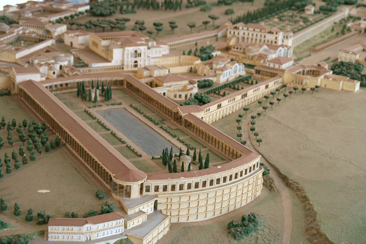 1280px-Villa_Adriana_model_1.jpg
