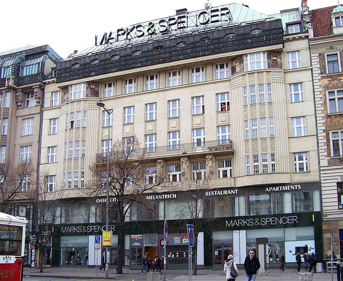 13 прага 1280px-Václavské_náměstí_36,_Melantrich.jpg