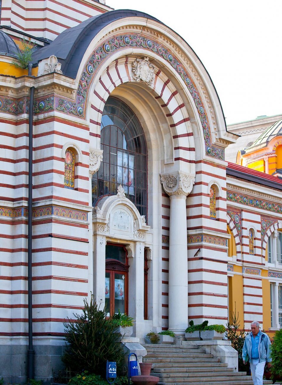 13Sofia_Public_Mineral_Baths_2012_PD_011.jpg