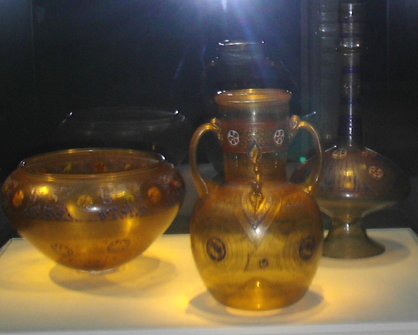 14 вMamluk_glassware_vessels.jpg