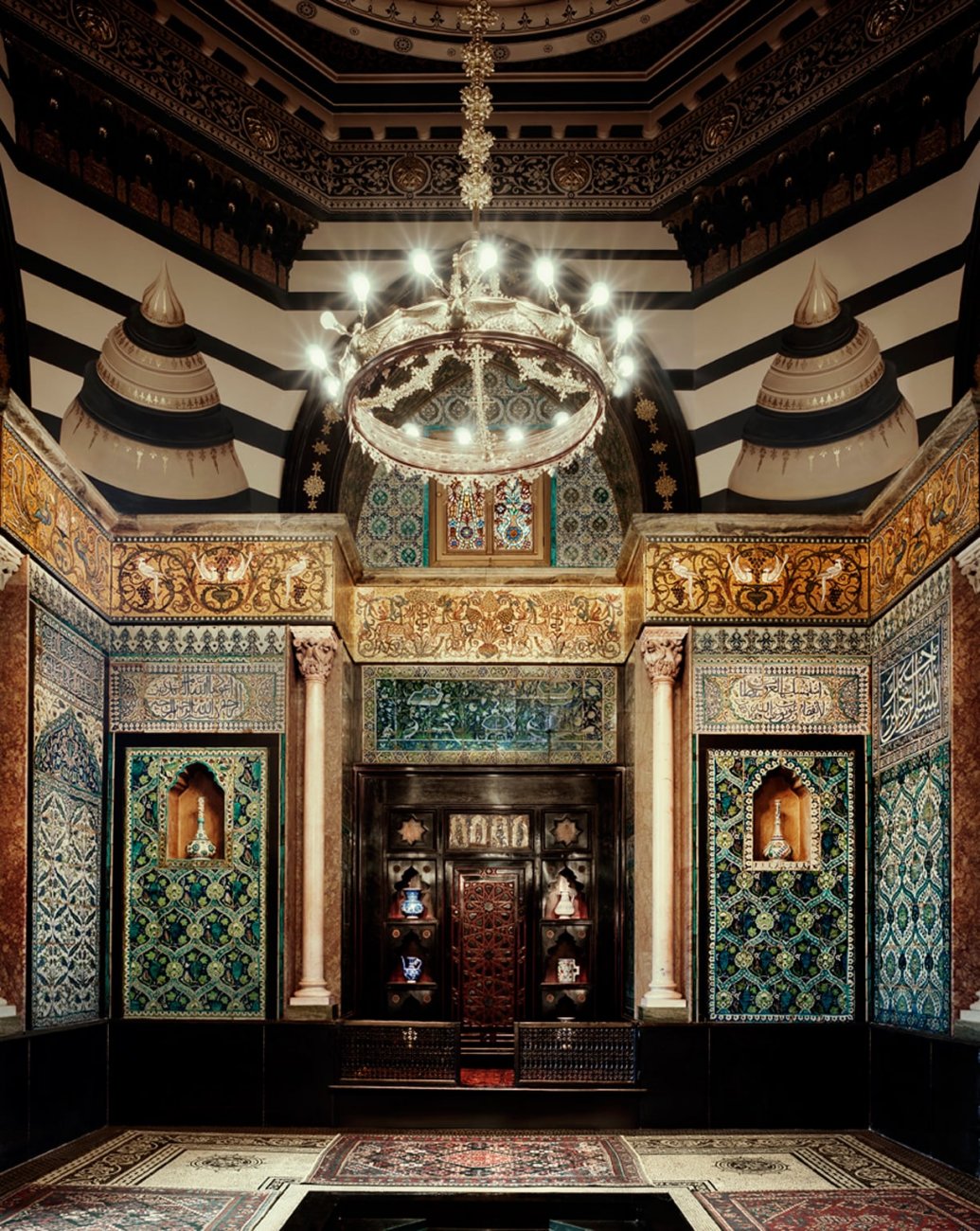 1536leightonhouseatrium.jpg