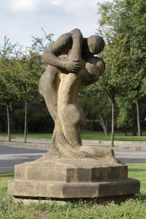 1550649300-maratka_polibek.jpg
