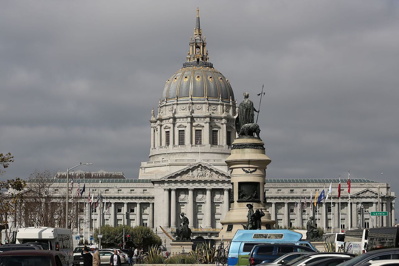 15San_Francisco_City_Hall_(TK2).JPG