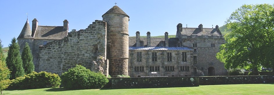 16 в ренессанс фолльклендский дворец Falkland Palacefalkland_palace.jpg