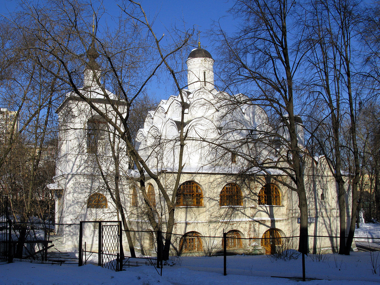 1626 бесстолпChurch_of_the_Protection_of_the_Theotokos_in_Rubtsovo_11.jpg