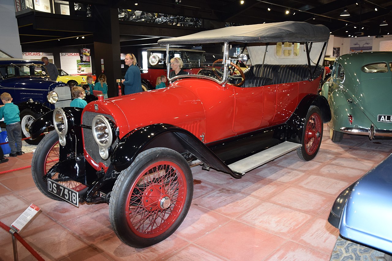 17 280px-1917_Haynes_Light_12_(34397835564).jpg