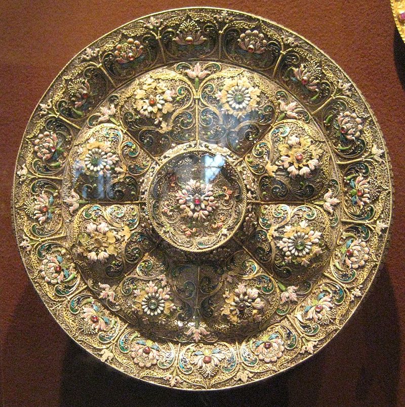 17Bludo_17cent,_stambul.jpg