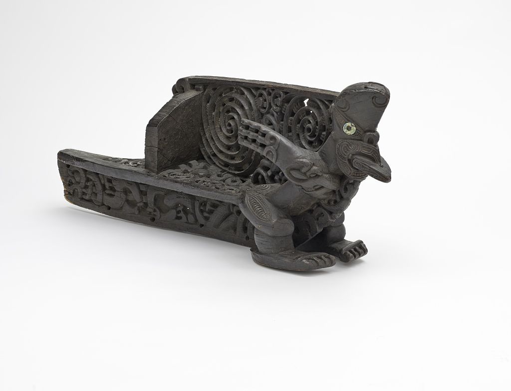 1860Canoe_Prow_(tauihu)_LACMA_M.2008.66.21_(3_of_3).jpg