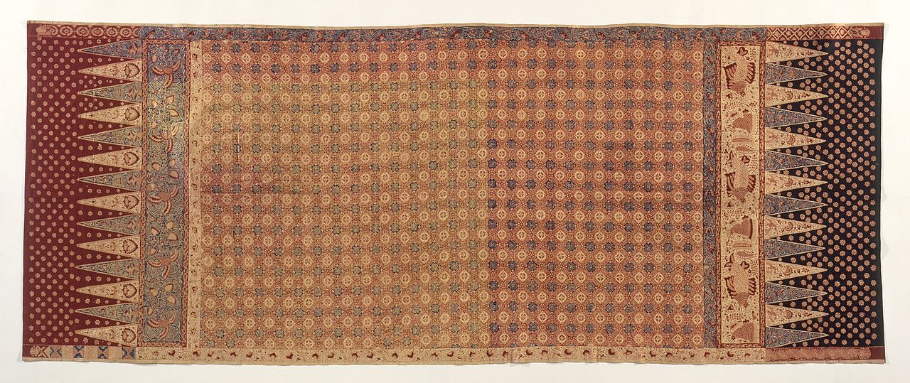 1880Woman\'s_Hip_Wrapper_(Sarung_Kepala_Pasung,_Sarung_Prada)_LACMA_M.91.184.329.jpg