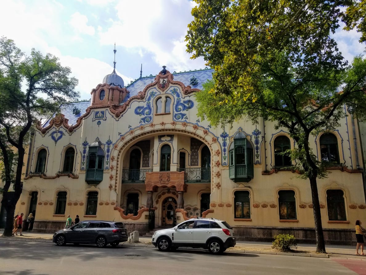 1893 лехнер Simeon Leovic House190811-temblador-serbia-subotica-embed-1_epsfk2.jpg