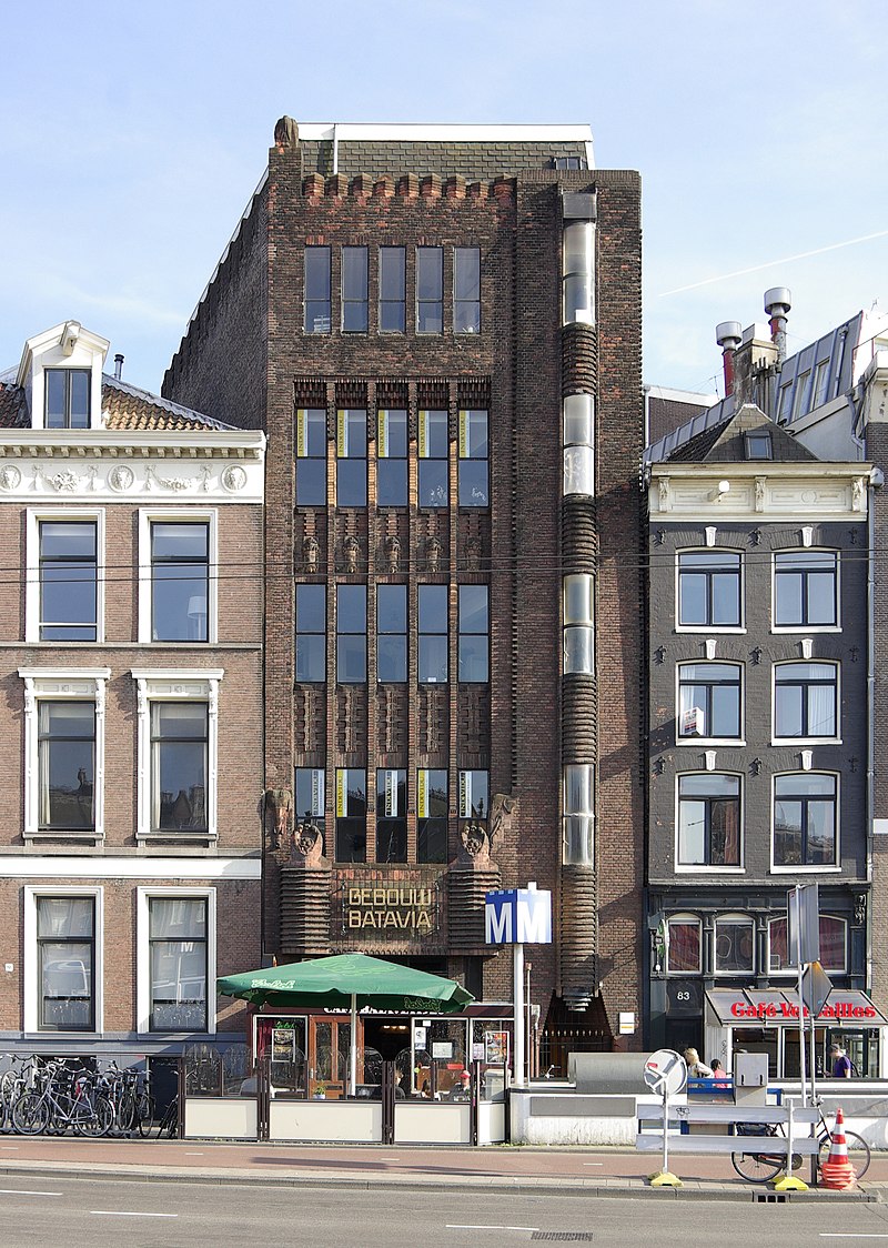 18Amsterdam_Gebouw_Batavia_001.JPG