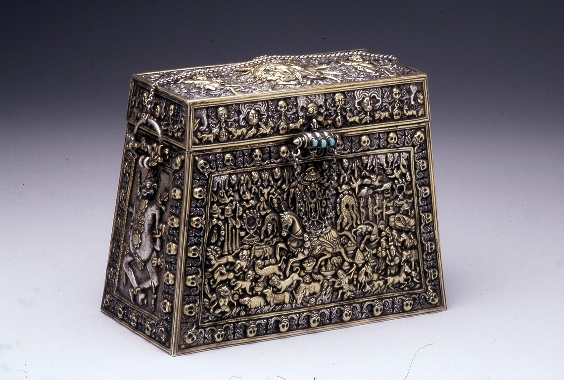 18Tibetan_-_A_Ritual_Box_-_Walters_572299_-_Three_Quarter.jpg