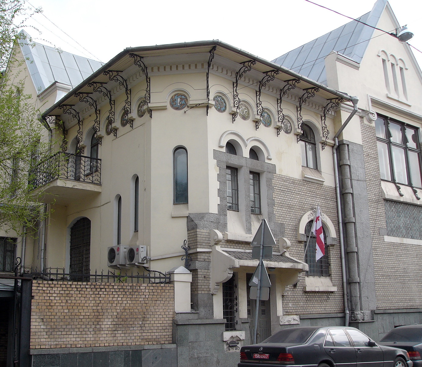 1902 особняк соловьёва P1150149-X3.jpg