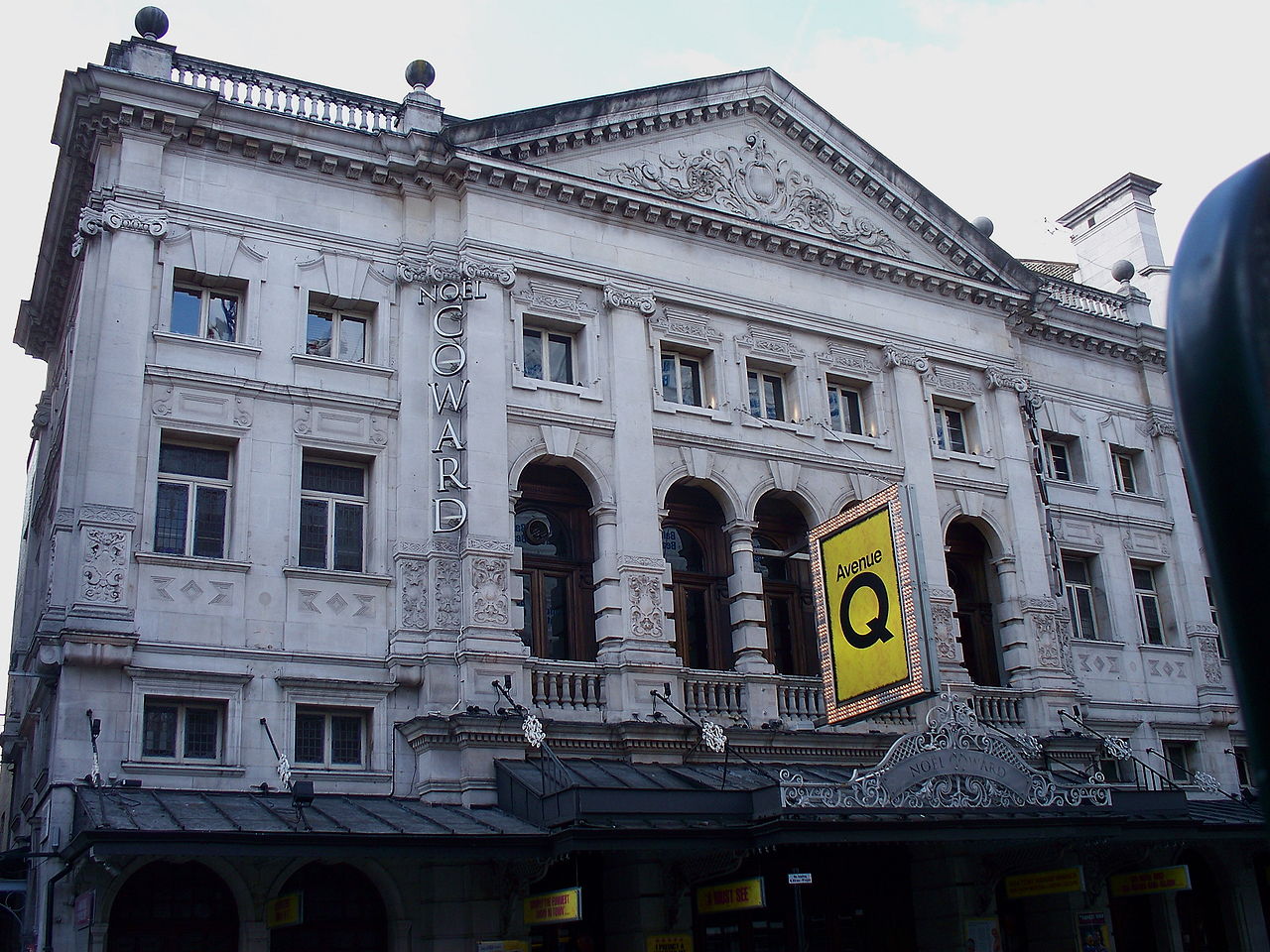 1903-Nol_Coward_Theatre_3.JPG
