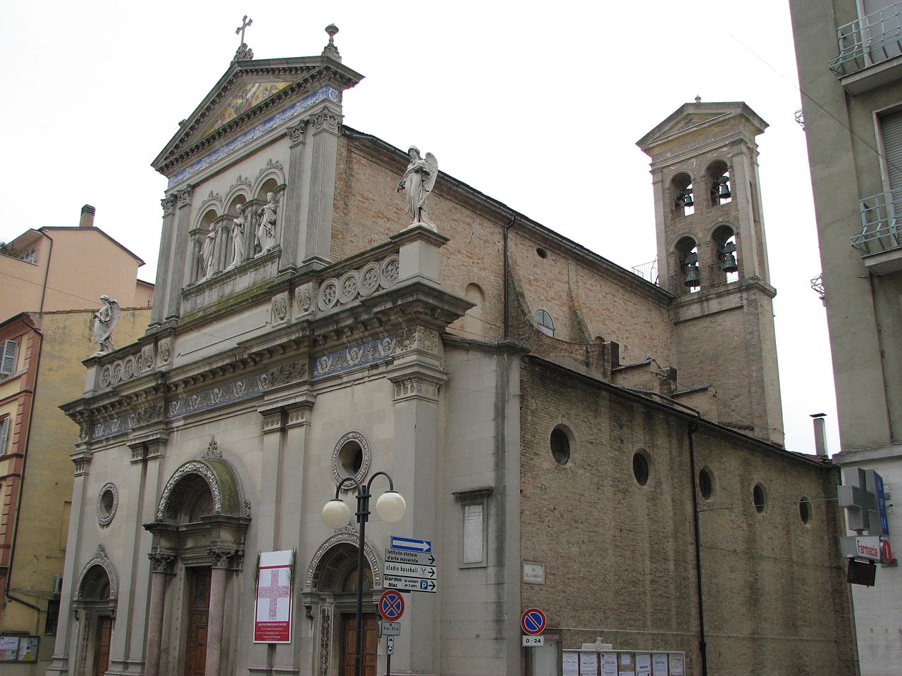 1905 итx-Macerata_Chiesa_dell'Immacolata.JPG