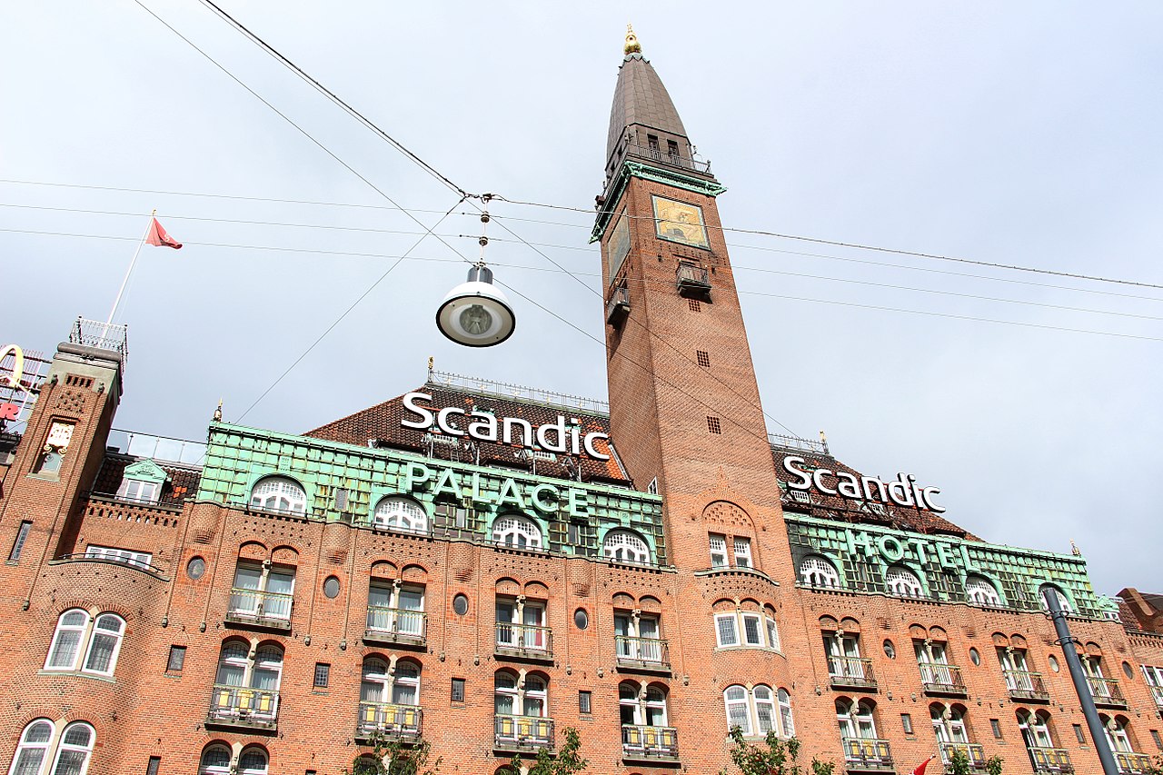 1910 1280px-København_-_Palace_Hotel_(25363491099).jpg