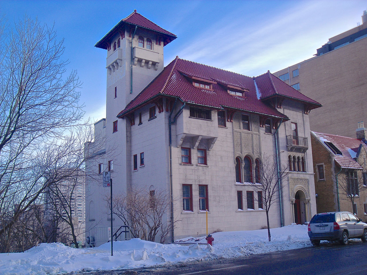 1913 канада1280px-Clarence_de_Sola_House_01.jpg