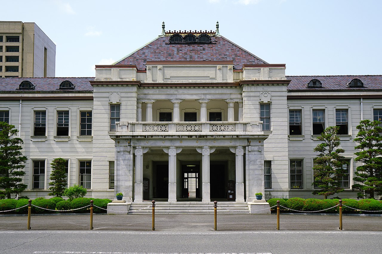 1916 1280px-140720_Former_Yamaguchi_Prefectural_Government_office_building_Yamaguchi_Japan08s5.jpg