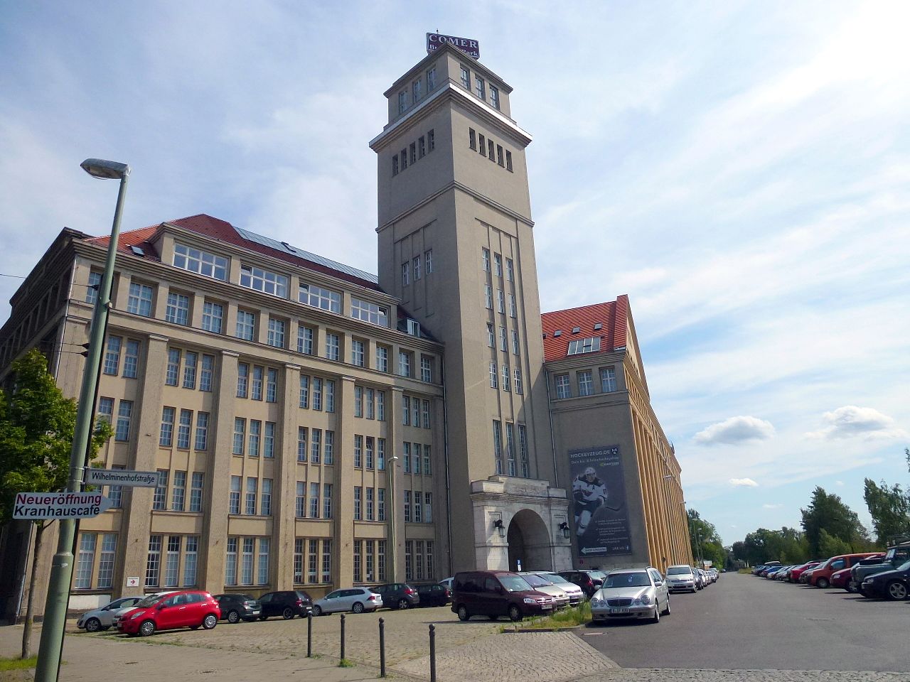 1917 Oberschёneweide_Ostendstraыыe_Peter-Behrens-Haus.jpg