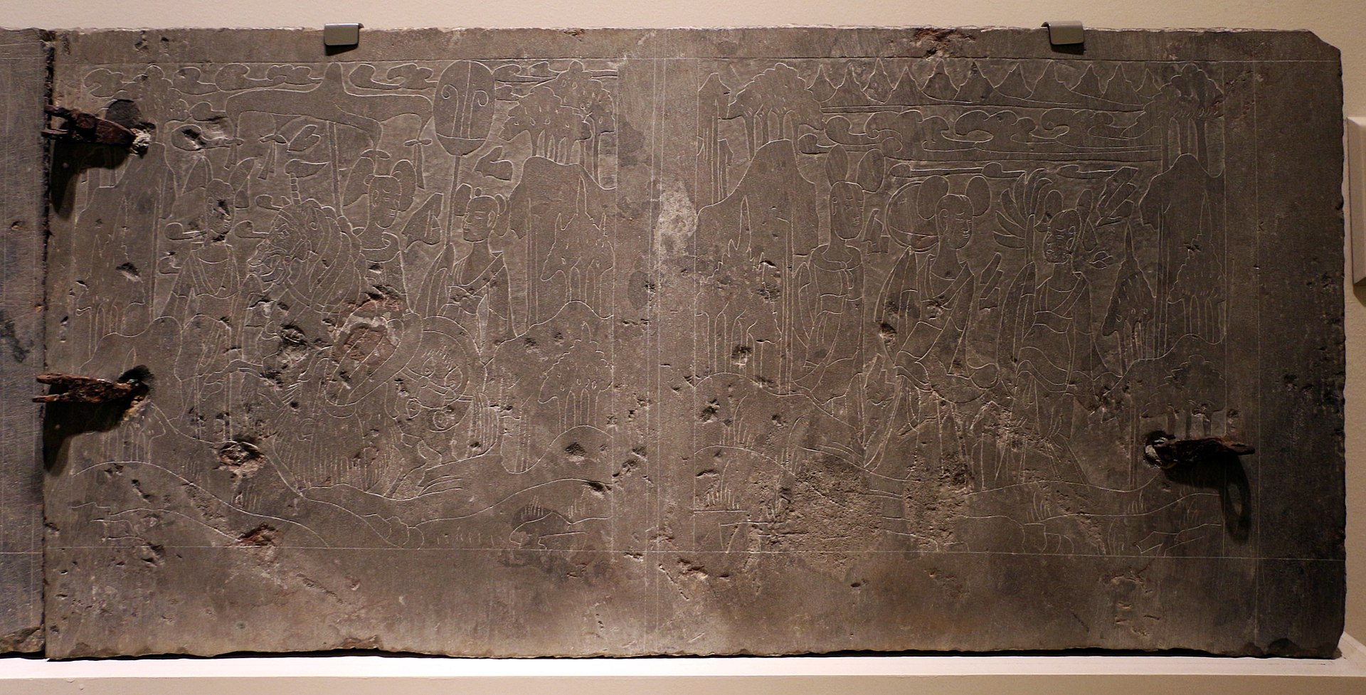 1920px-Dinastia_wei_del_nord,_pannelli_da_un_cubicolo_funebre,_500-520_ca._04.jpg