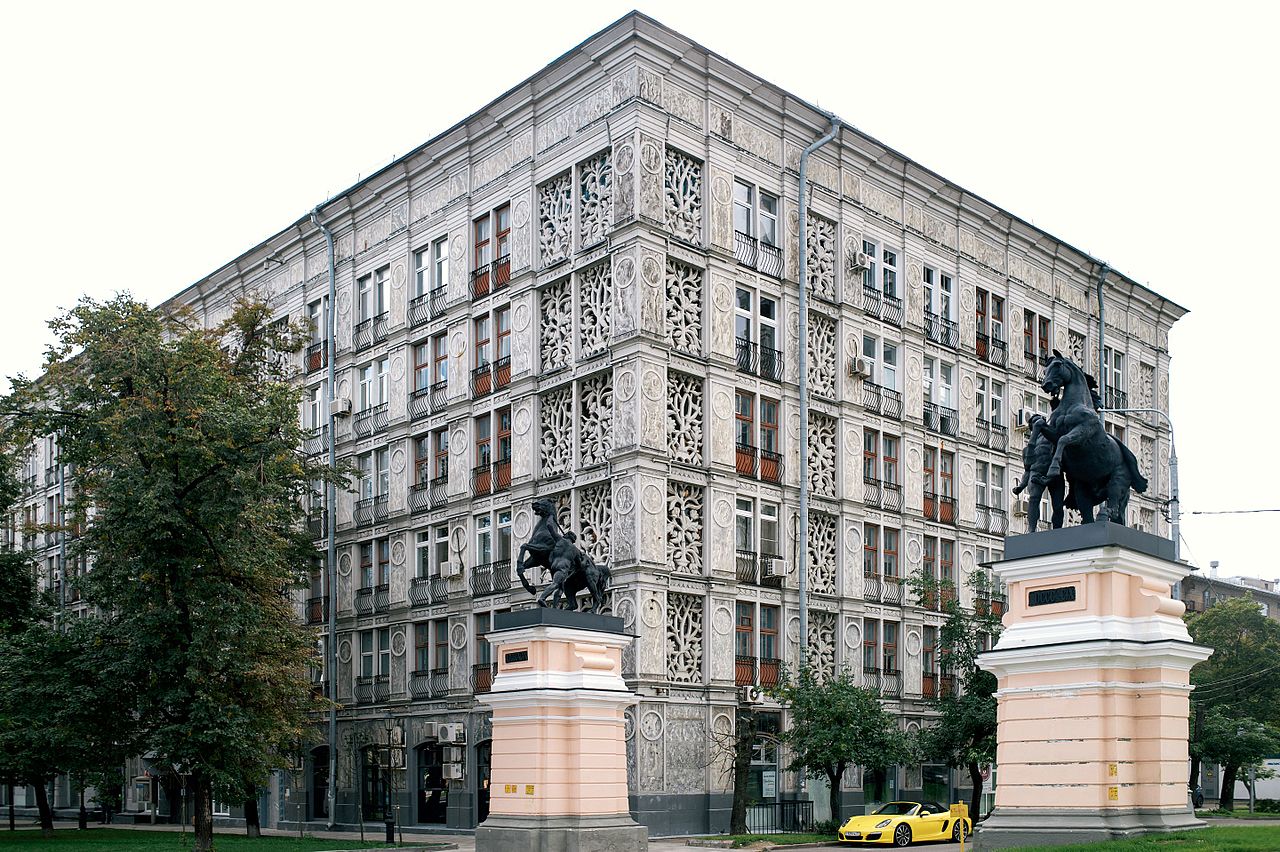 1940 ажурный дом бурова Ленинградский_проспект,_27.jpg