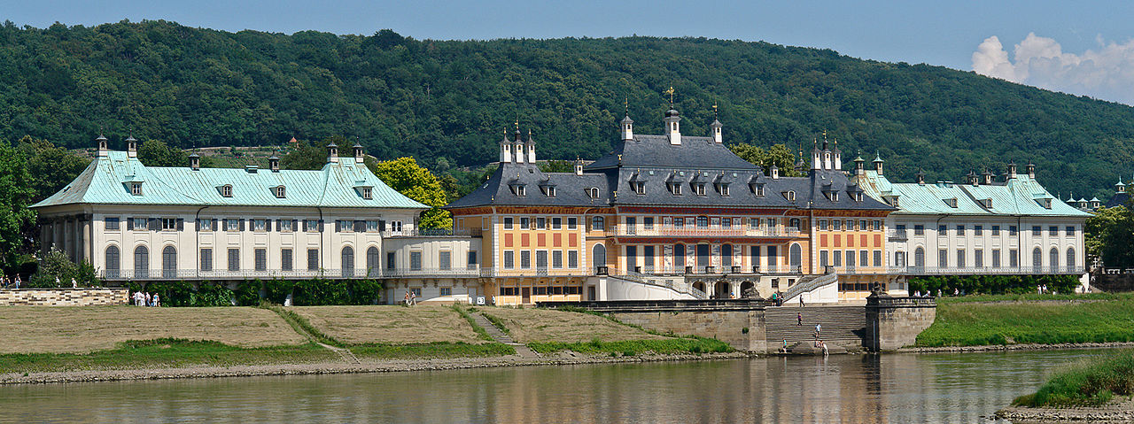 1Pillnitz-Wasseransicht 1721-23.jpg