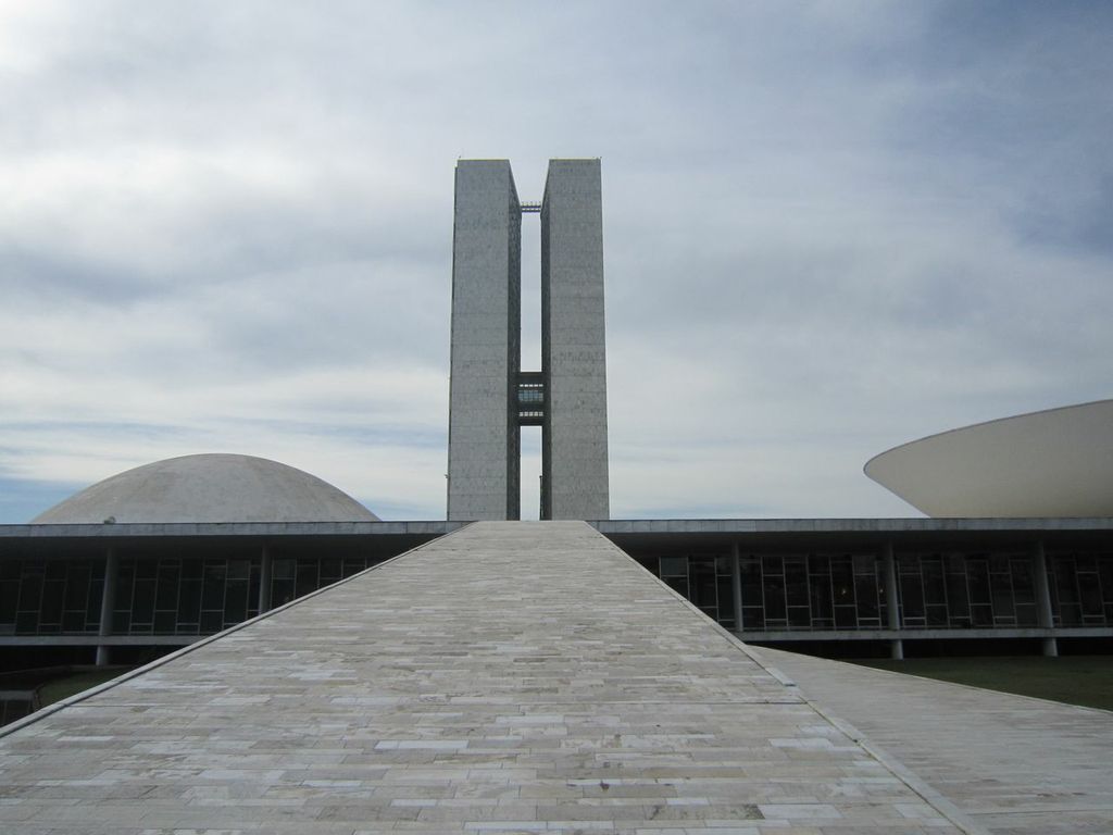 2. Congresso-Nacional-do-Brasil-Oscar-Niemeyer.jpeg