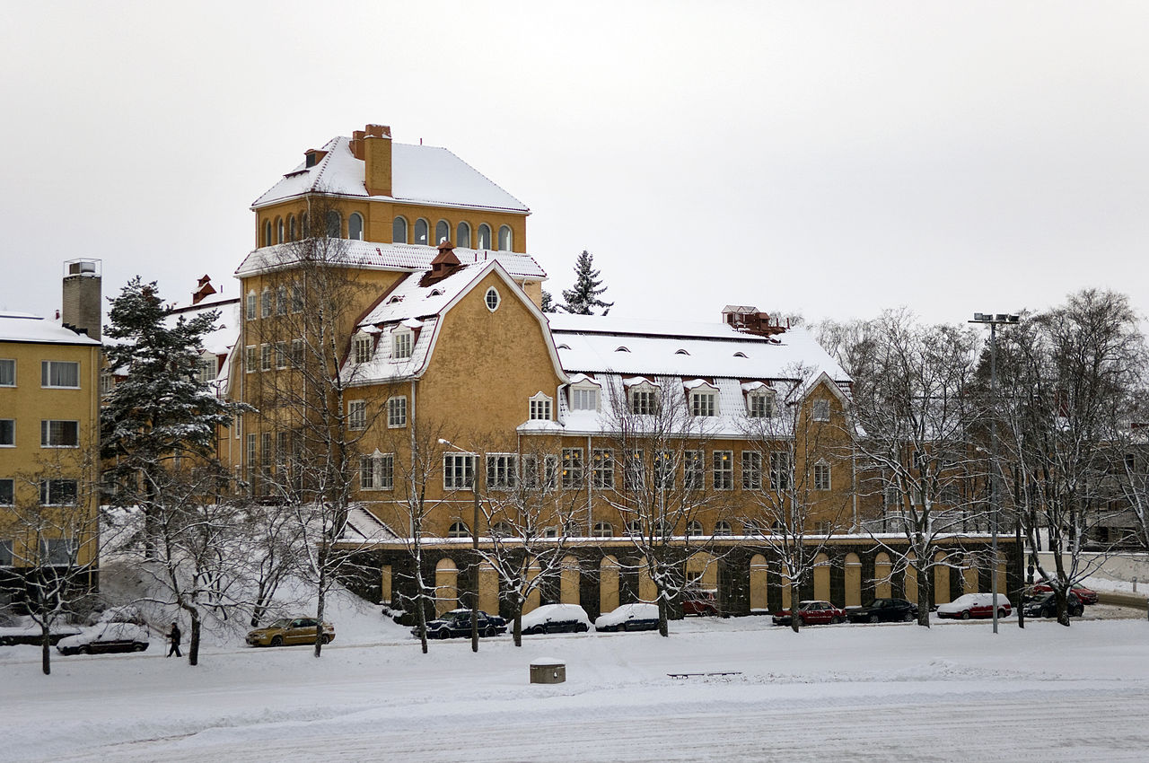 20г1280px-Munksnas_Pension_January_23_2009.jpg