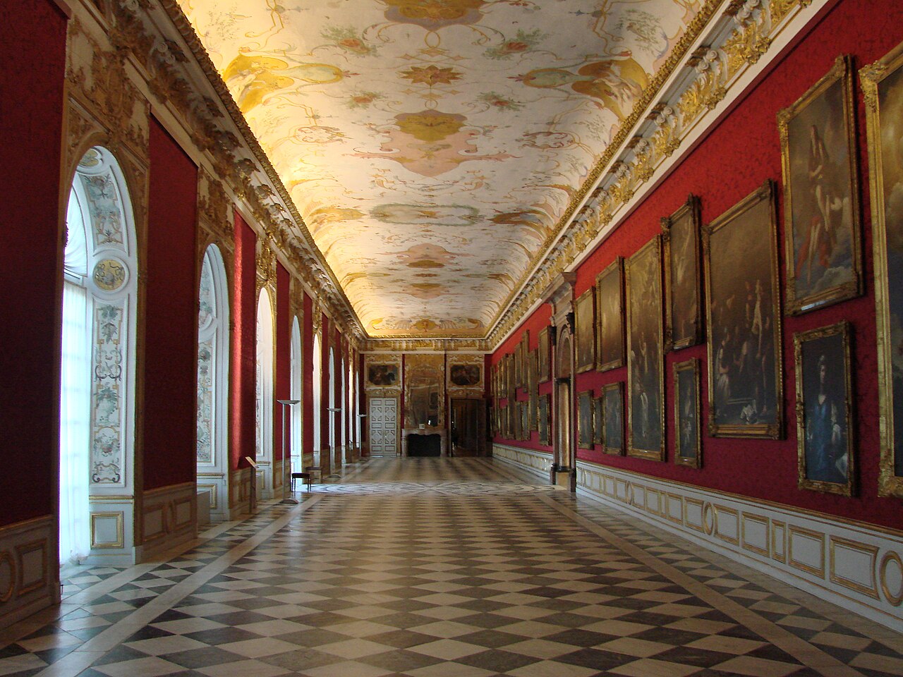 2006-11-15_Schloss_Oberschleißheim_032_(3332894811).jpg