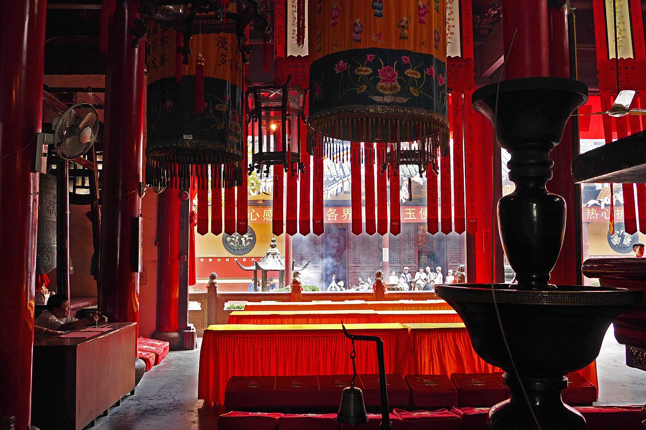 2015-09-26-111520_-_Shanghai,_Jade_Buddha_Tempel_Yufo_Si.jpg