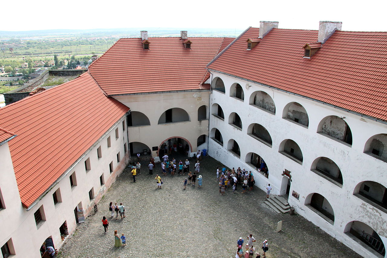 21-104-0001_Palanok_7.jpg