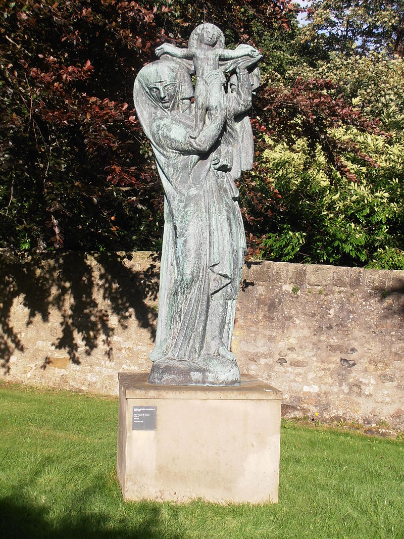 21 800px-La_Vierge_d'Alsace,_Antoine_Bourdelle,_Edimbourg.jpg