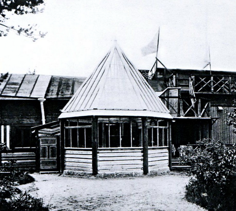 211.Веранда (1904 г.).jpg