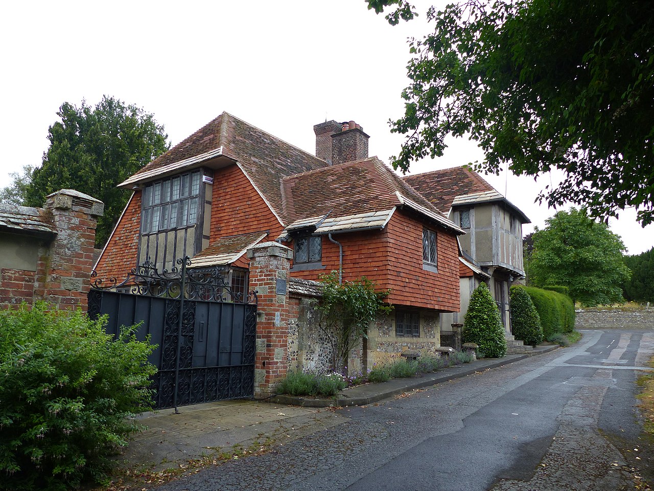 23 Oak_House,_Iwerne_Minster_07.jpg