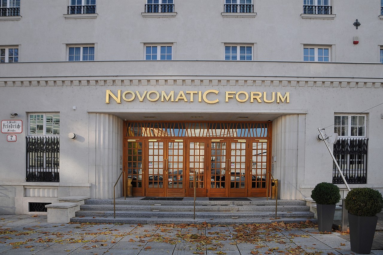23Friedrichstraße_7_Wien,_Novomatic_Forum_1.JPG