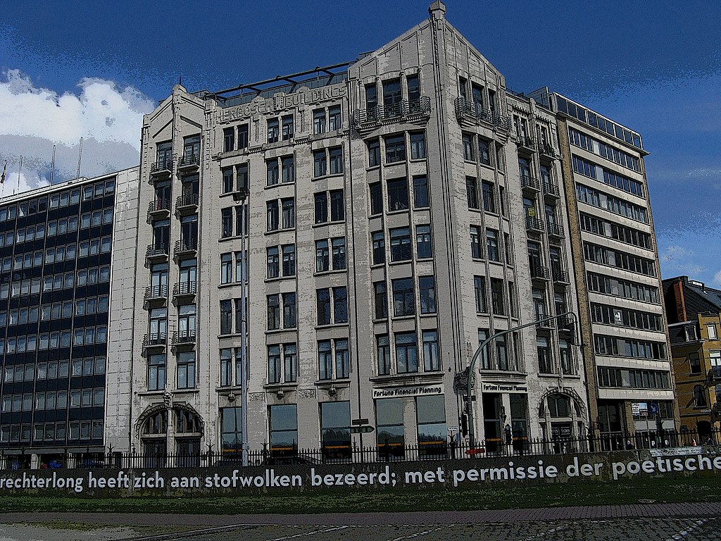 25 1024px-Art_Deco_Office_Building_-_panoramio.jpg