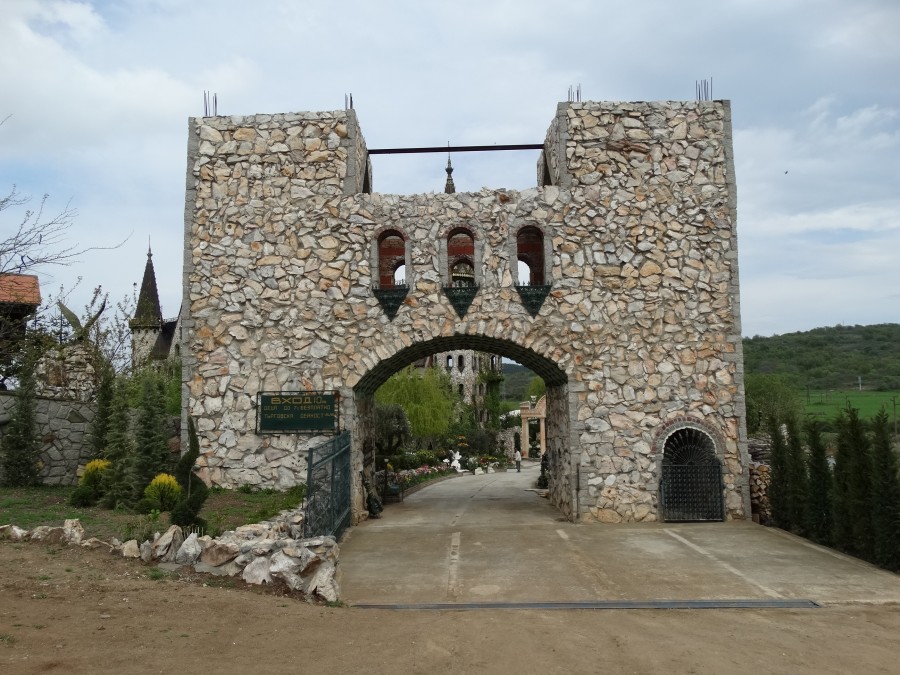 266326_900.jpg