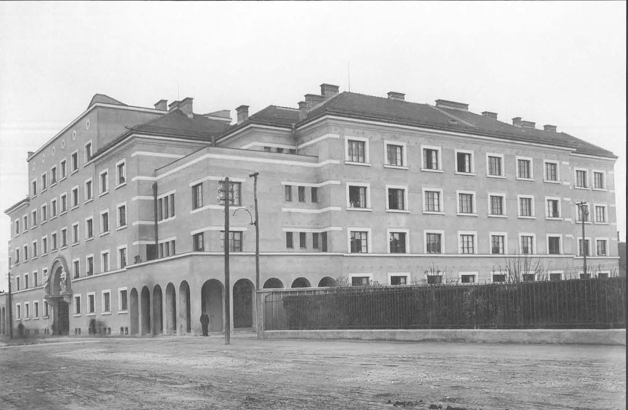 27 слоMeksika,_V._Šubic,_1927.jpg