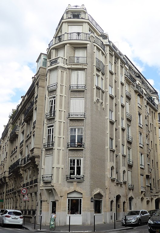 28 дом арх гтмар 528px-Rue_Greuze_36-38_Guimard_1926-1929.jpg