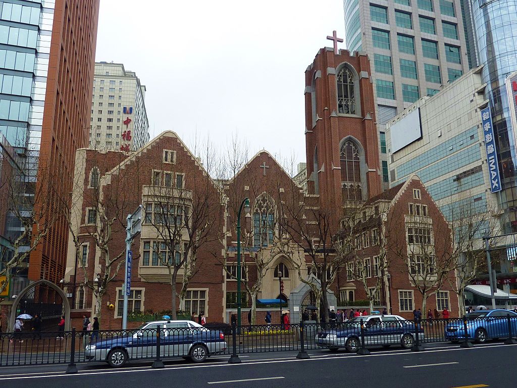29 г˙·ChinaUli2010·.·_Shanghai_-_Church_-_panoramio_(3).jpg