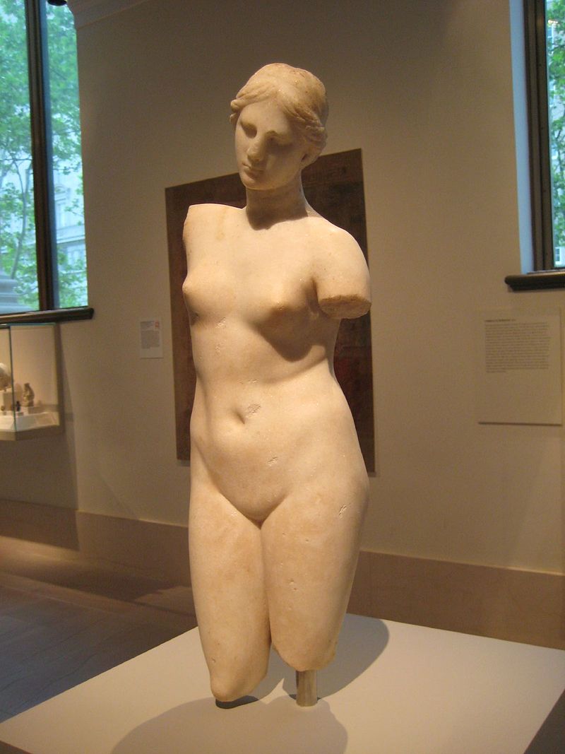 2Greek_Marble_Statue_of_Aphrodite_Anadyomene_(Hair-Binding).jpg
