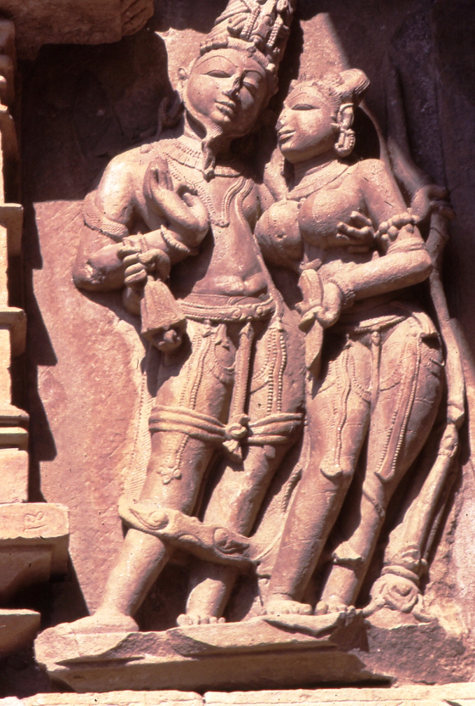 3._Khajuraho_Parsvanath_East_wall.jpg
