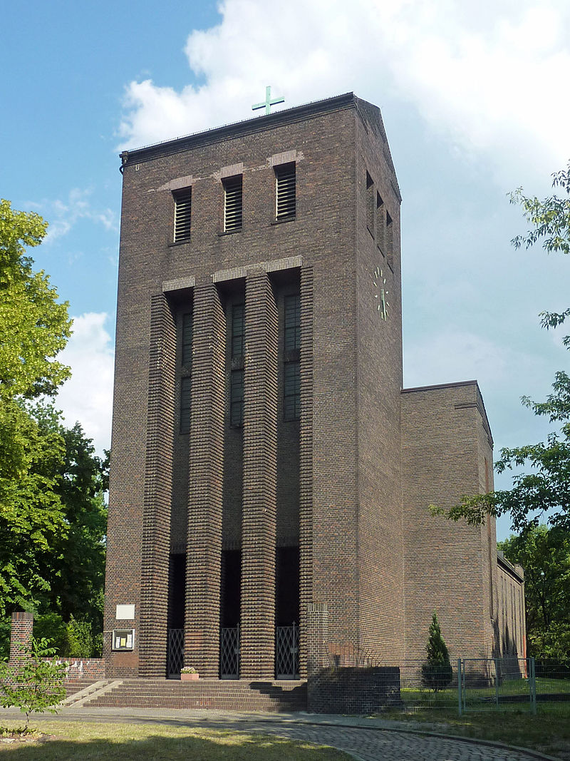 30 ар деко-Ev_Friedenskirche_Berlin-Niederschöneweide,_459-565.jpg